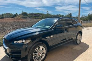 Jaguar F-Pace 2.0 180 CV Prestige – Dicembre 2017