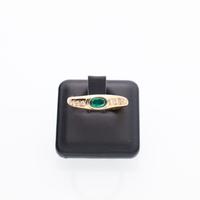 Anello in Oro Giallo 18kt con Smeraldo e Brillanti
