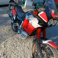 Africa Twin 750 1992 FMI