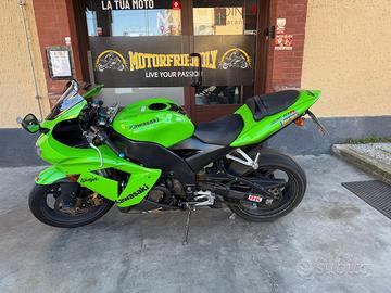 Kawasaki Ninja 1000 ZX-10R Tua a 3250€ aderendo al