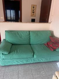Divano letto disponibile ad Agrate Brianza