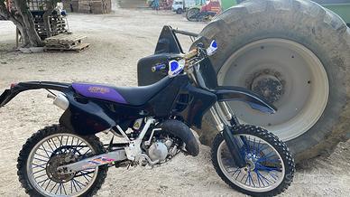 YAMAHA YZ 125