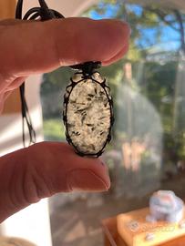 CIONDOLO PREHNITE VERDE