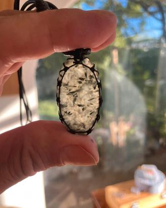 CIONDOLO PREHNITE VERDE
