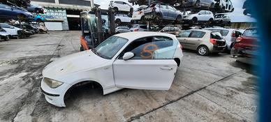 BMW 116I 2006 - RICAMBI