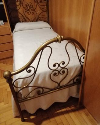 letto singolo in ferro battuto
