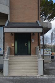 Locale FRAZIONABILE Uso Ufficio Piediripa