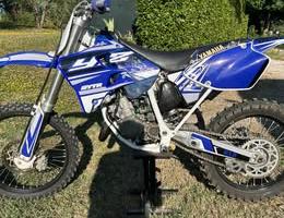 YAMAHA YZ125