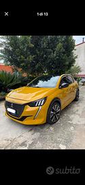 Peugeot 208 GT LINE
