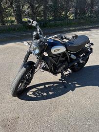 Ducati scrambler icon dark 800
