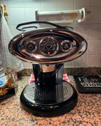 Macchina caffe illy