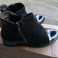 stivaletto nero lucido