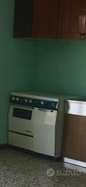 Cucina a gas con forno elettrico
