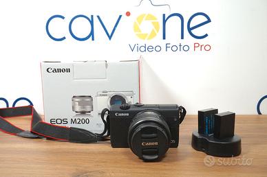 Canon Eos M200 + 15-45mm