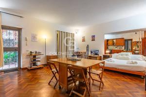 1 locale - Roma