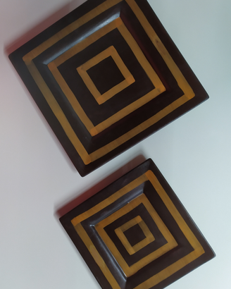 Set di piatti d'arredamento