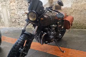 Kawasaki Z400F 1983 Café Racer + ricambi + parti o