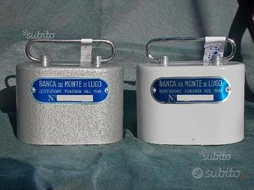 2 cassettine salvadanaio in metallo anni '70 Banca