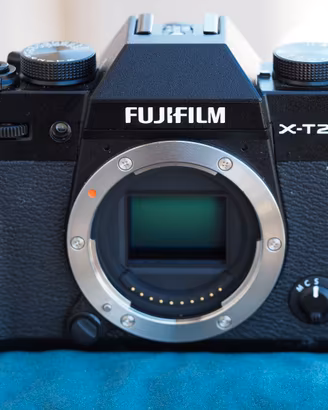 Fujifilm X-T20 con difetto, da riparare o ricambi.