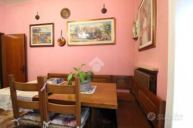 CASA SEMINDIPENDENTE A CESENA