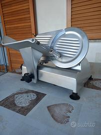 affettatrice elettrica