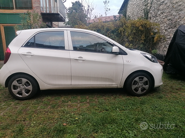 Kia Picanto 2015 - 140.000 km