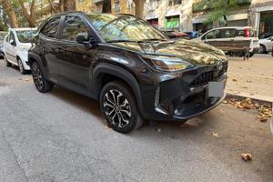 TOYOTA YARIS CROSS FULL HYBRID TREND