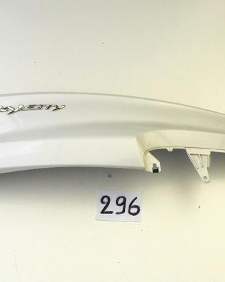 Carena fianchetto later. dx Yamaha YP Majesty 250/