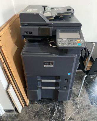STAMPANTE MULTIUNZIONE KYOCERA TASKALFA 2551ci