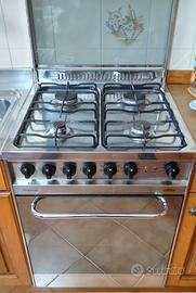 Cucina a Gas LOFRA con Forno Elettrico Ventilato