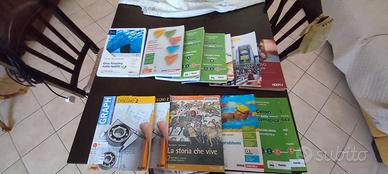 libri scolastici per scuola superiore