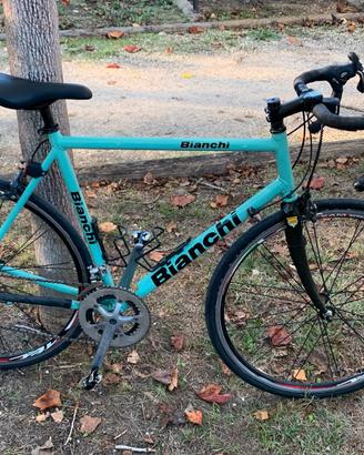 bici da corsa bianchi