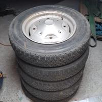 cerchi e gomme fiat 500 d'epoca