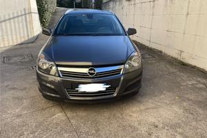 ASTRA SW 1.6 2010  GPL IDEALE X FAMIGLIA