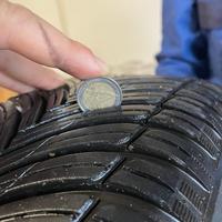 Gomme 4 stagioni 195/65 R15 su cerchi in ferro