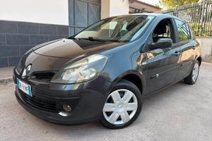 Renault Clio 1.2 16V 5 PORTE CONFORT