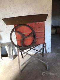 Sgranatrice mais a mano/elettrica