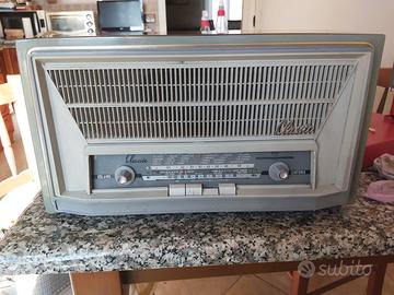 RADIO CGE CON FM FUNZIONANTE PERFETTAMENTE 