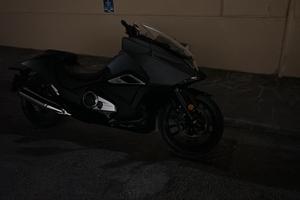 Honda NM4 Vultus