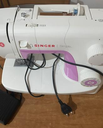 Macchina da cucire singer