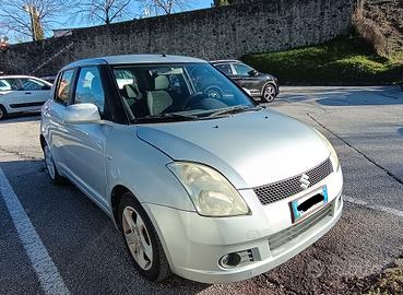 Suzuki Swift 1.3 Benzina 5p (2005) - Marciante