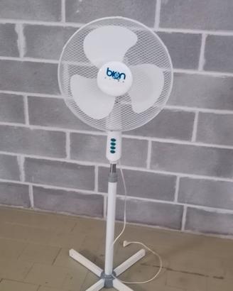 Ventilatore a piantana