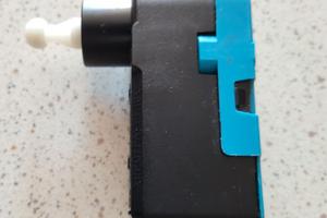 Motore correttore assetto fari anteriori