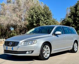 Volvo V70 D5 Geartronic Polar Plus Edition