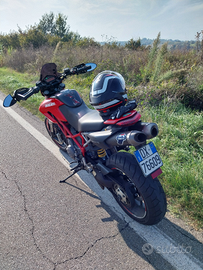 Ducati hypermotatd 796