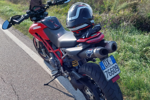 Ducati hypermotatd 796