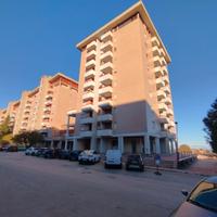 P.zza Molise-125mq ristruttura con soffitta e box