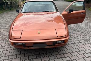 Porsche 924