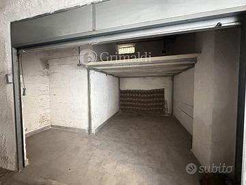 Box/Posto auto Acerra [Cod. rif 3300235ARG]