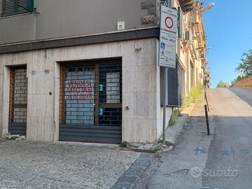 Locale commerciale in centro